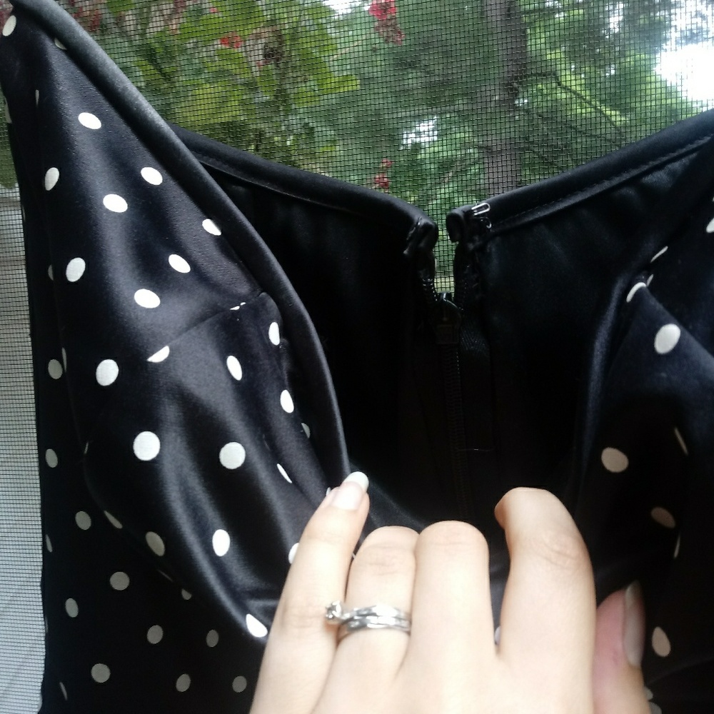 Dress - Picture 4 of 6